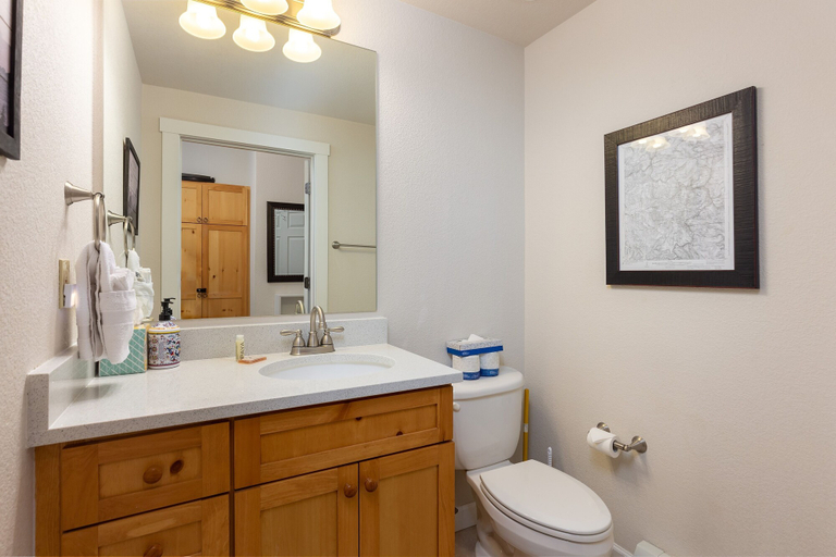 Bathroom 5, The Seasons 1834 2 Bedroom Condo by RedAwning, Summit