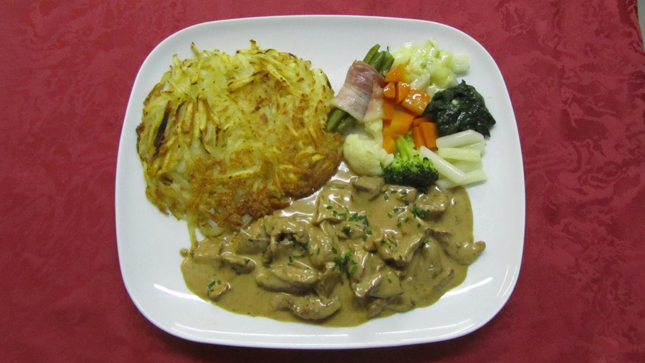Others 5, Restaurant Felsenburg, Frutigen