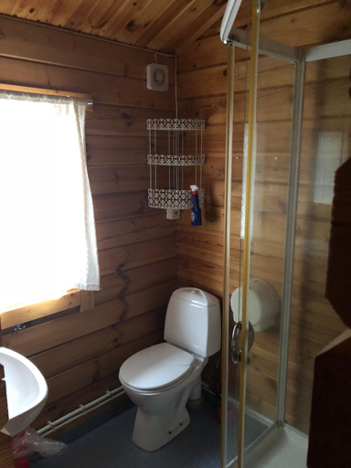 Bathroom, Skysstasjonen Cottages, Odda