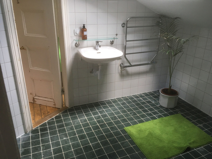 Bathroom 3, Varmdovagen B&B Cottage, Nacka