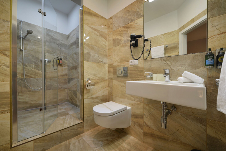 Bathroom 5, Old Town Residence by Little King, Praha 1