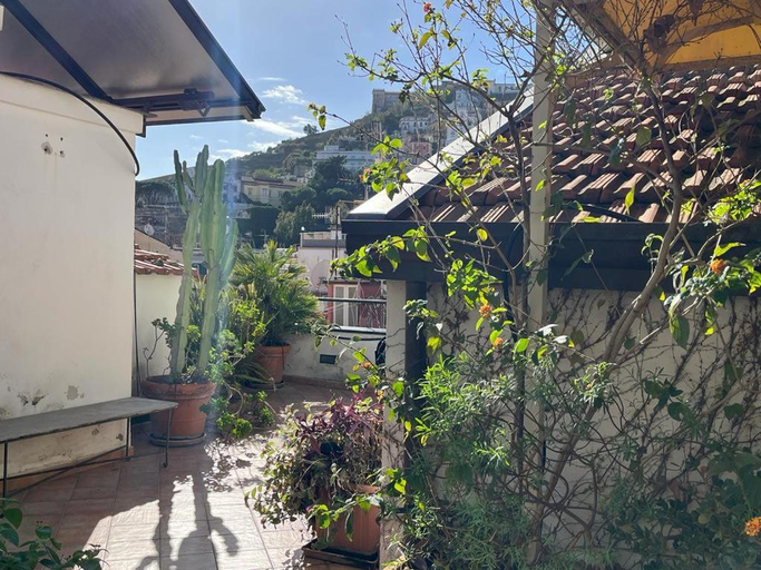 Others 5, B&B Attico Ventaglieri with Panoramic Terrace, Napoli