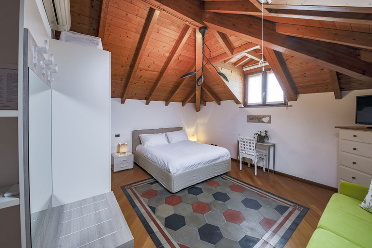 Room 4, La Villa Varenna, Como