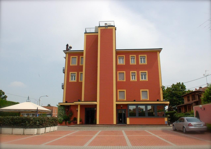 Exterior & Views 2, Hotel Aquila, Modena