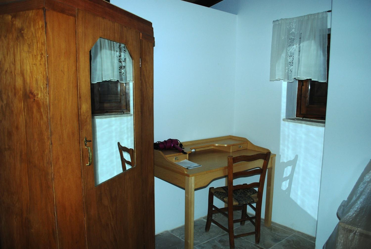 3, To Archontiko tis Anastasias, Larnaca