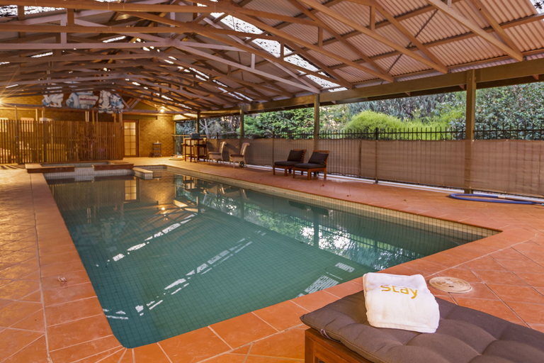 Sport & Beauty 5, StayAU 4BR Spacious Nature Retreat, Yarra Ranges - North