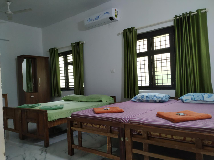Bedroom 2, Jayuz Homestay & Foodies, Kozhikode
