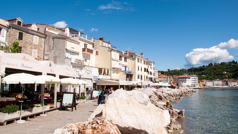 Food & Drinks, Apartments & Rooms Riva, Piran