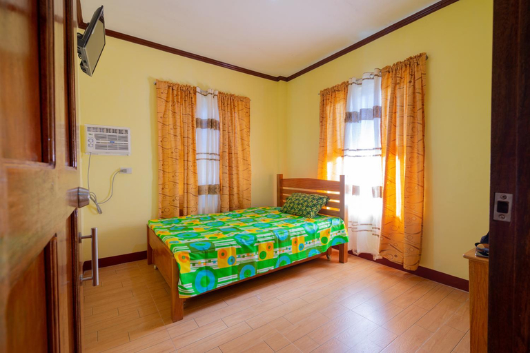 Others 4, Joval Homestay, Coron