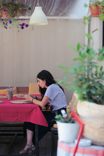 Others 3, Hostel Durres, Durrësit