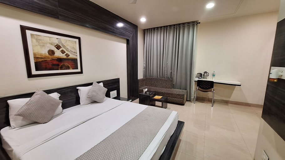 Bedroom 4, Hotel Alankar Palace, Bhopal