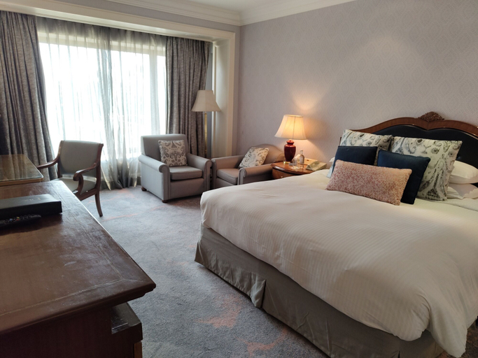Bedroom 3, Taj Lands End, Mumbai Suburban