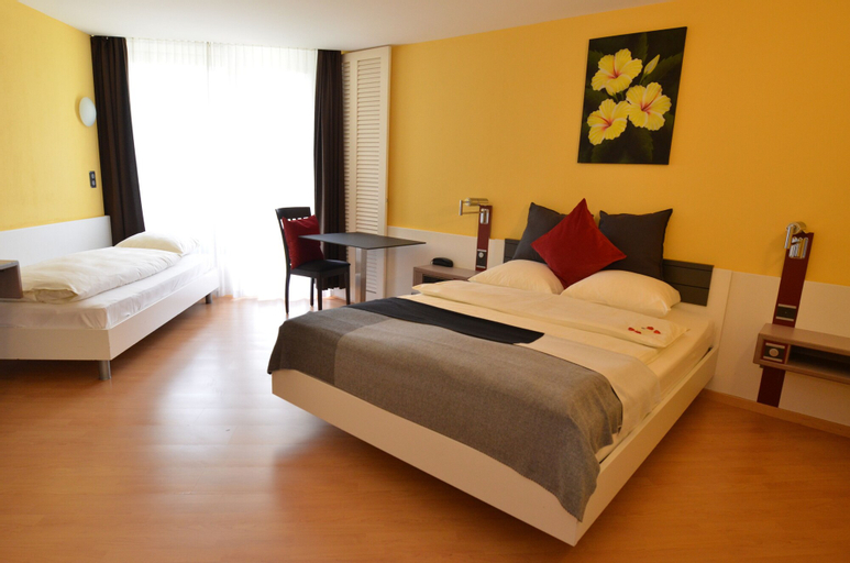 Bedroom 3, Hotel Egerkingen, Gäu