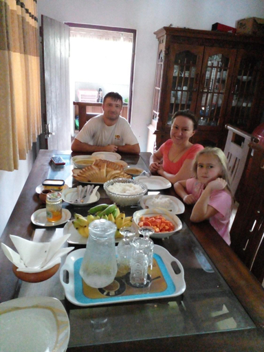 Food & Drinks 4, Muthu Villa, Kalutara