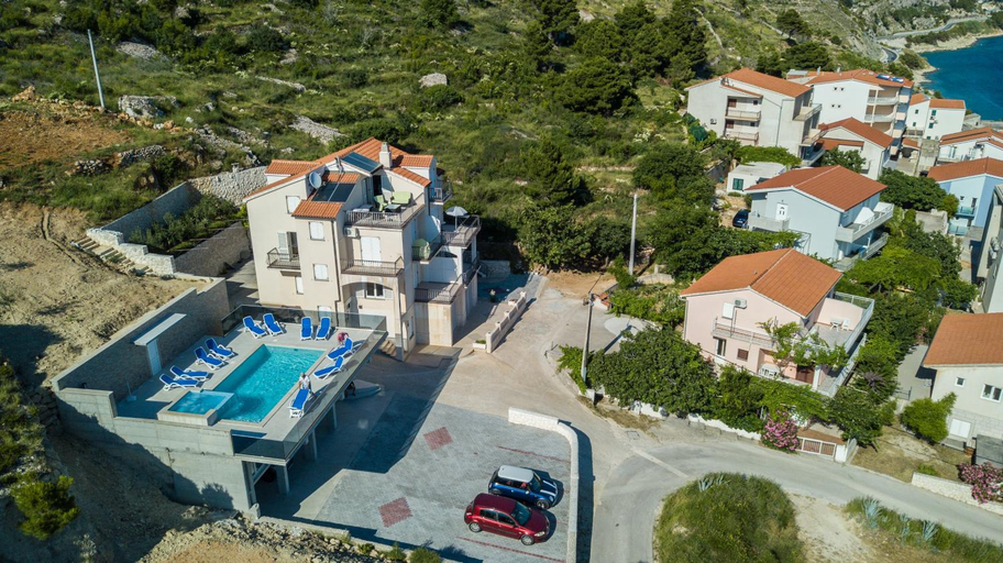 Others 4, Apartments Pusic, Omiš