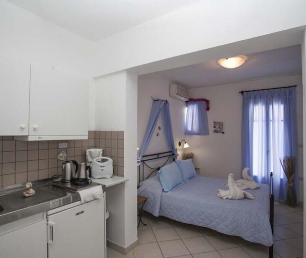 Bedroom 4, Dafnis Koufonisia, South Aegean