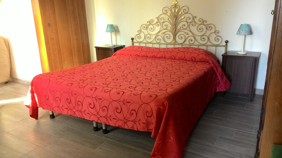 Bedroom, Appartamento Torrione, Imperia