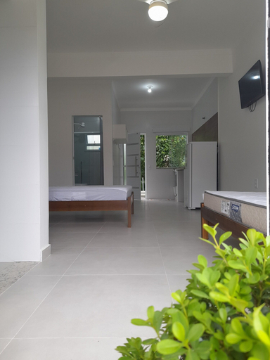 Others 5, Moriah Flats, Ubatuba