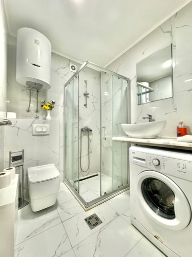 Bathroom, Family One bedroom apartment Marijana