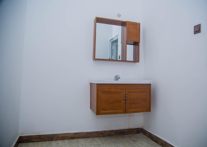 Bathroom 4, Sheratton Beach Villagio, Kisauni