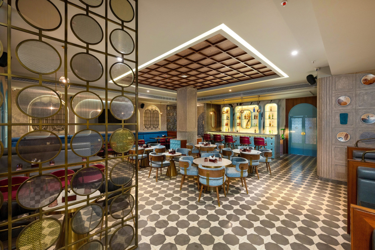 Food & Drinks 5, Freesia By Express Inn, Thane