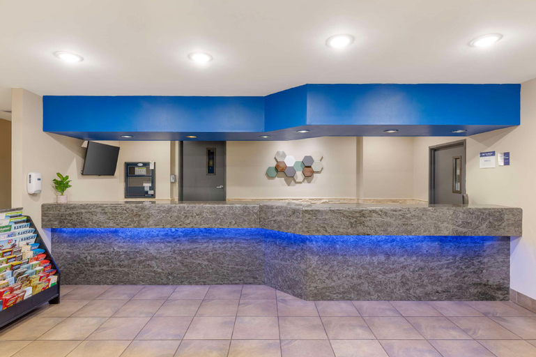 Public Area 3, Best Western St. Louis Inn, Saint Louis