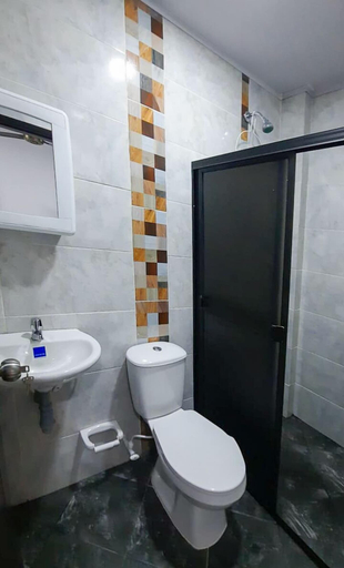 Bathroom 4, Como en casa, Puerto Salgar