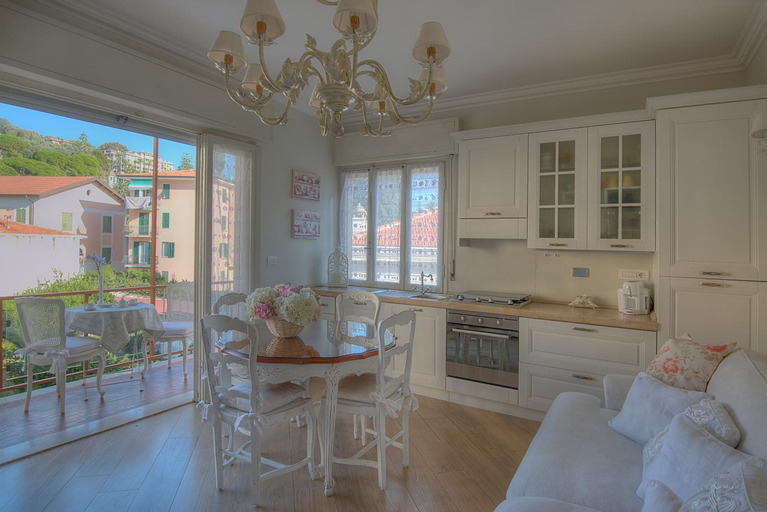 Others 2, CASA GRANDIS Dimora di Charme nel Cuore di Bordighera, Imperia
