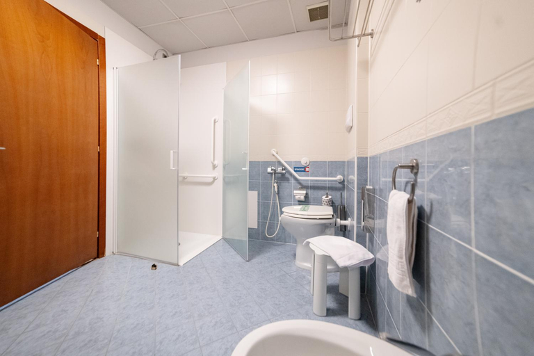 Bathroom 4, Hotel All'Orso, Treviso