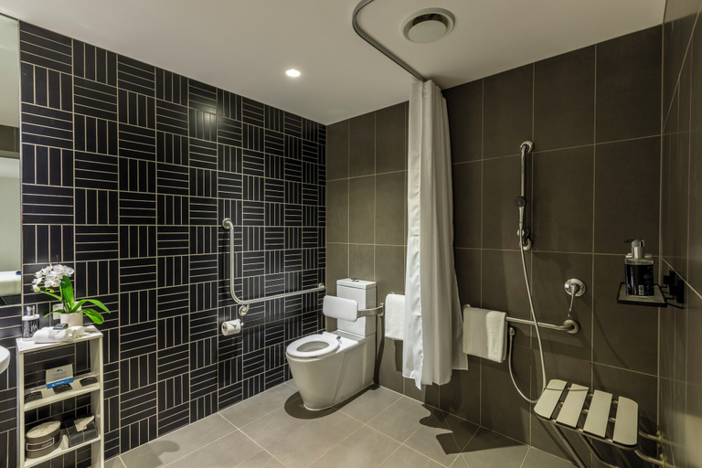 Bathroom 5, MainStay Suites Abbotsford, Melbourne
