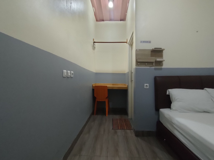 Puspiptek Residence Syariah Mitra RedDoorz - Tap to explore photos