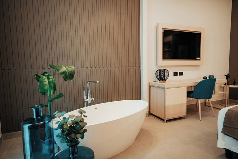 Bathroom 3, Lumia Hotel, Campobasso