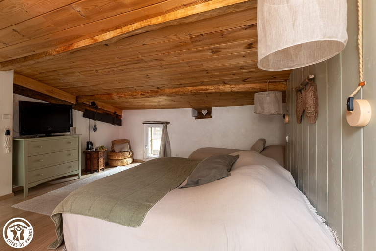 Bedroom 4, Le Logis D'hestia, Puy-de-Dôme