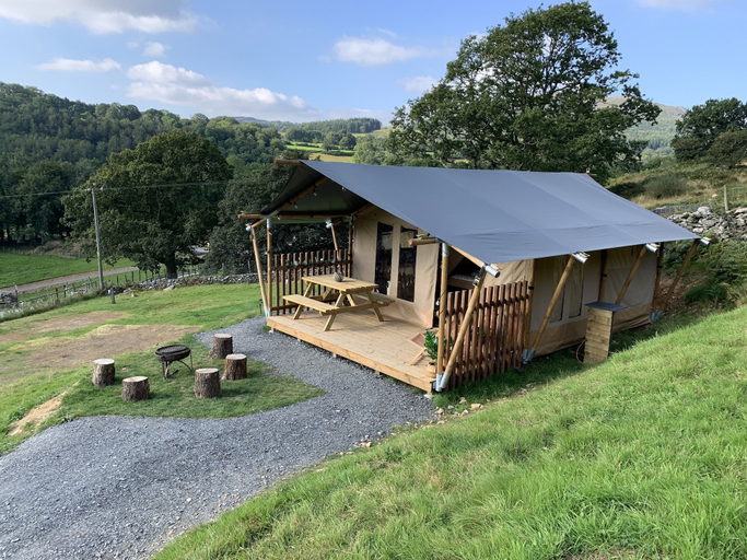 Exterior & Views 2, Torrent Walk Glamping, Gwynedd