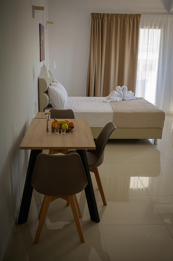 Others 2, SunSea Studios close to the beach, Crete