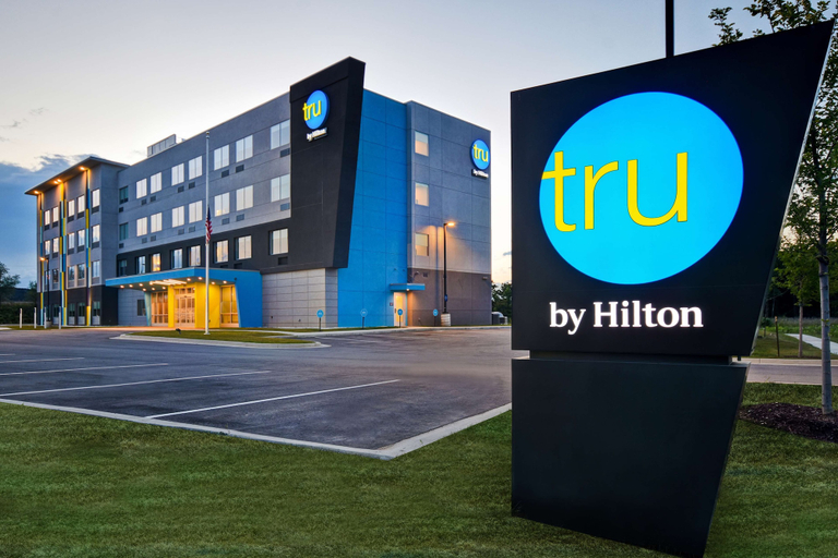 Exterior & Views 1, Tru by Hilton Auburn, De Kalb