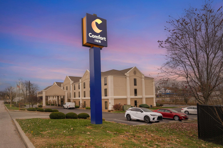 Exterior & Views 2, Comfort Inn Near Six Flags St. Louis, Franklin