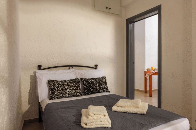Bedroom 3, Kings Hotel by Estia, Crete