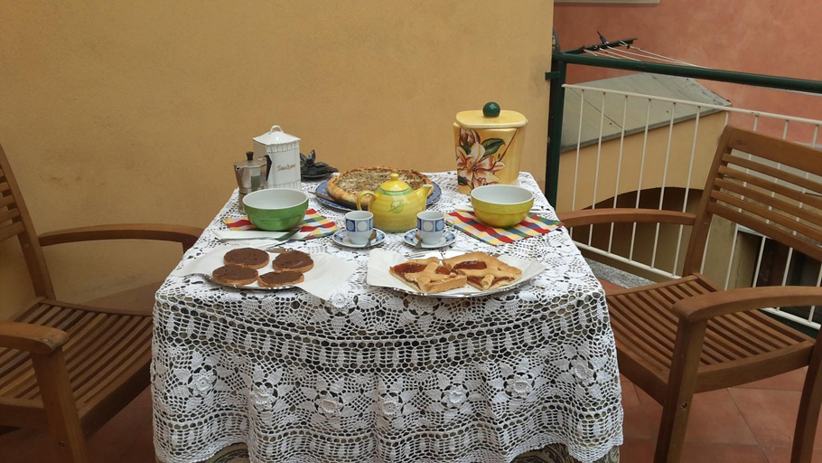 Others 5, B&B Au Caruggiu, Savona