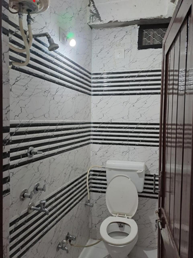 Bathroom 4, Shree Krishna Hotel, Udaipur