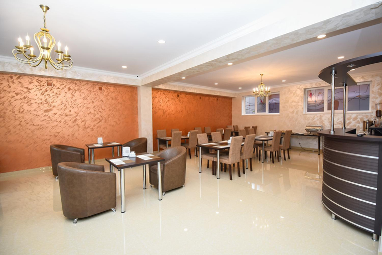 Food & Drinks, Laguna Hotel