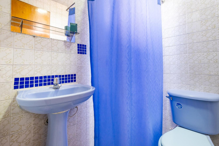 Bathroom 3, Hotel Almirante, Bucaramanga