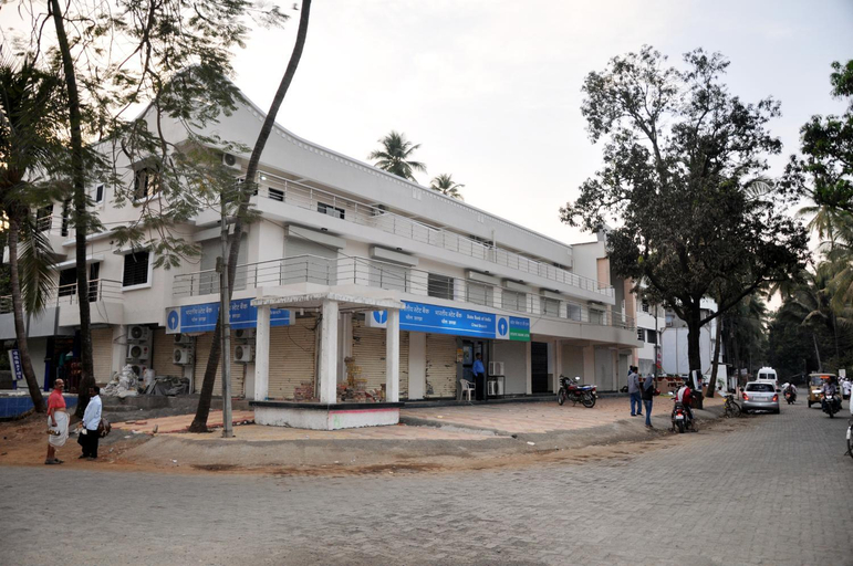 Others 3, p p motel, Raigarh