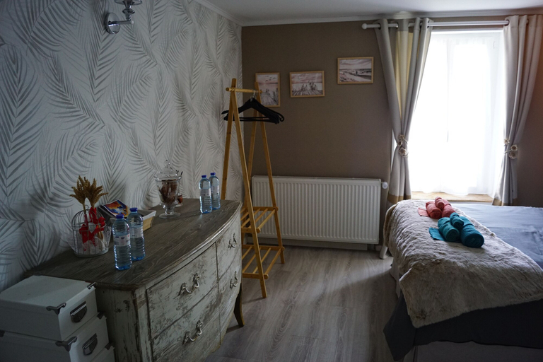 Bedroom 3, Aux léopards Normands, Calvados