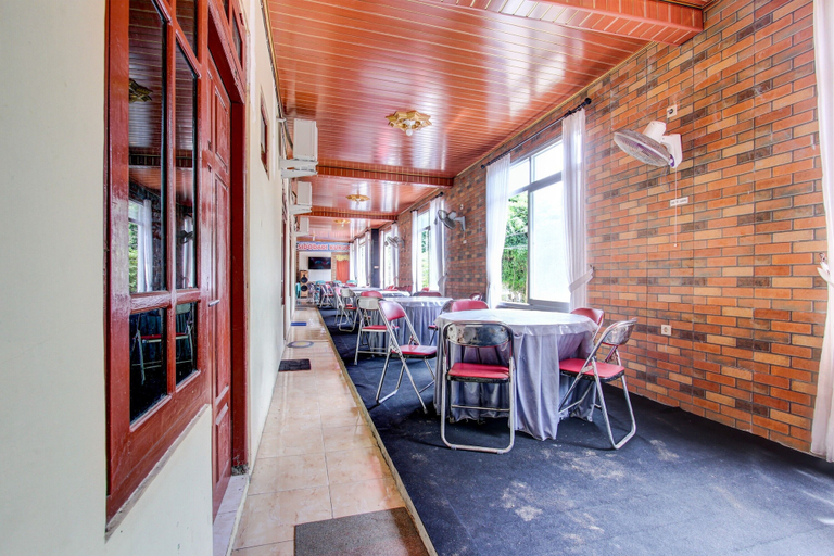Food & Drinks 5, Collection O 93742 Sidodadi Hotel Dan Resto, Gunung Kidul