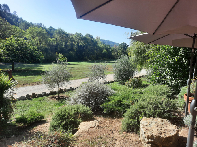 Others 4, La Bastide de Montferrat, Var