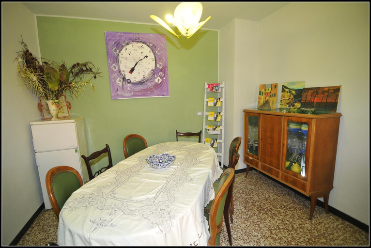 Bedroom, B&B Au Caruggiu, Savona