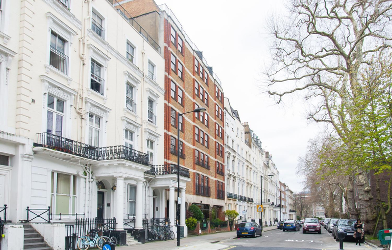 Others 3, The Queensborough Apartments by Hyde Park, London