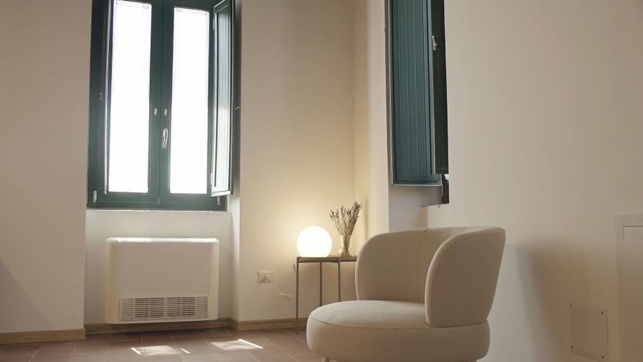 Others 5, Il Palazzetto, Salerno