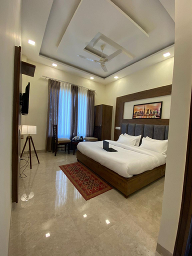 Hotel Woodlark Zirakpur, Sahibzada Ajit Singh Nagar